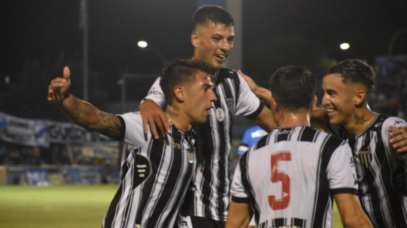Gimnasia y Esgrima suma y sigue: ahora  espera por Colón